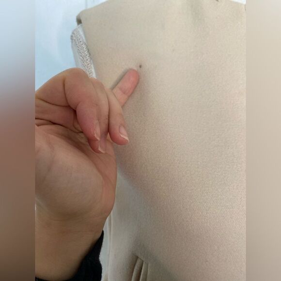 Vintage Burberry Designer Classic Cream Colored Top - Picture 15 of 15